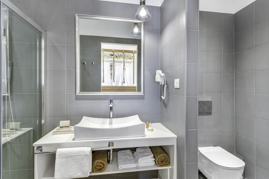1844 Suites Syros Ermoupoli Ngoại thất bức ảnh