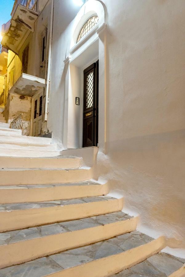 1844 Suites Syros Ermoupoli Ngoại thất bức ảnh